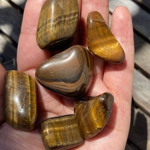 Tiger Eye Gemstones